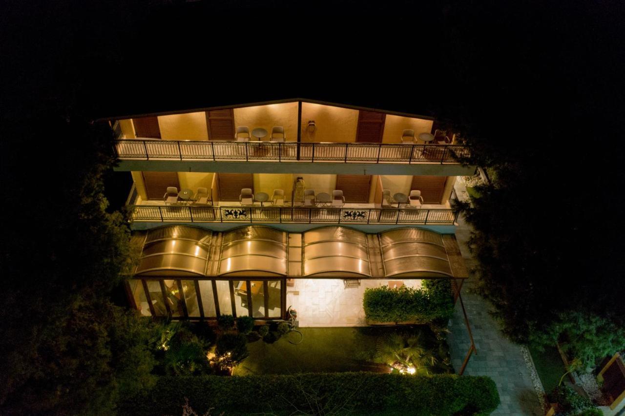Hotel Chris Athens Luaran gambar